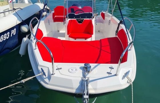 Cayman 585 Speedy