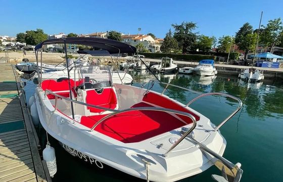 Cayman 585 Speedy