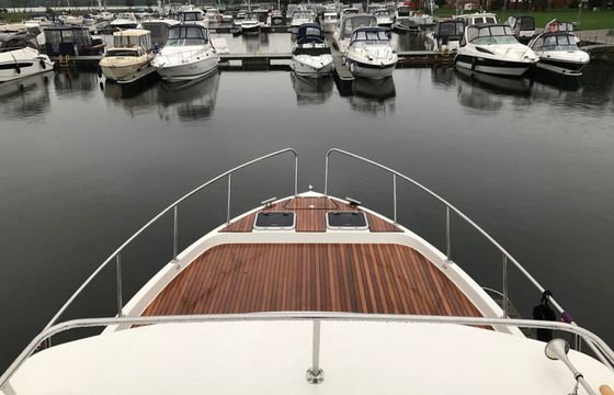 Cobra Yachts Futura 36 Barakuda