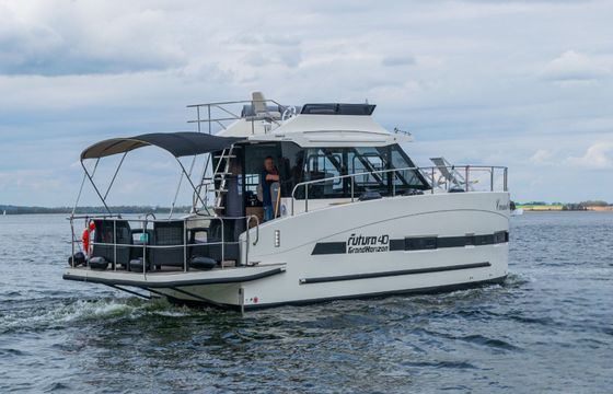 Cobra Yachts 40 Carmelia