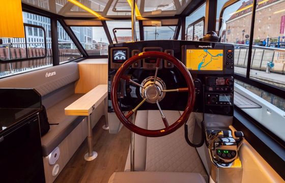 Cobra Yachts 40 Versus