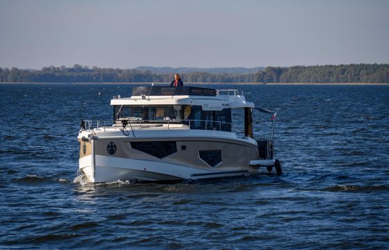 Cobra Yachts 45 Gold Edition