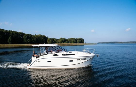 Cobra Yachts 860 Miodzio