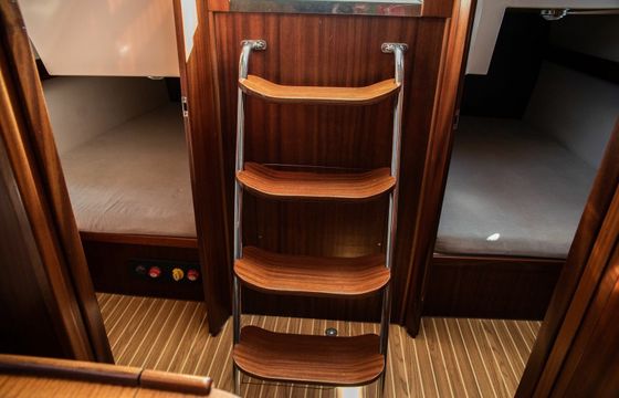 Cobra Yachts 860 Miodzio