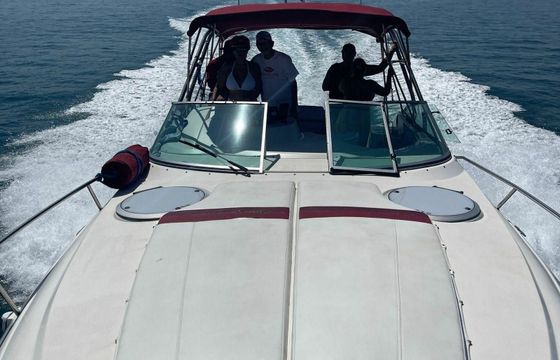 Cruiser Yachts 3375 Lover Lips