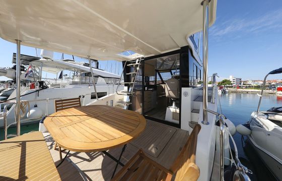Cobra Yachts 40 Batu