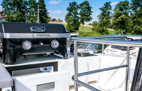 Cobra Yachts 45 Bella Rainbow