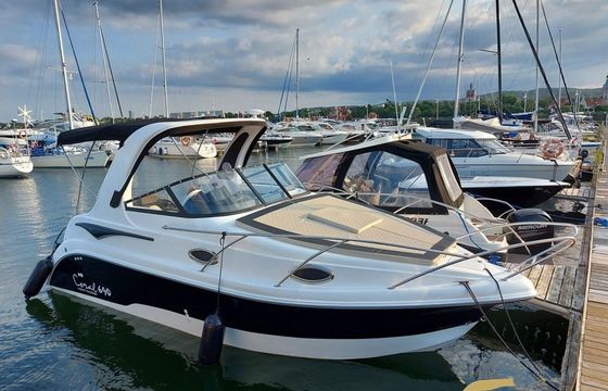 Coral 690 Sport Cruiser Proboat