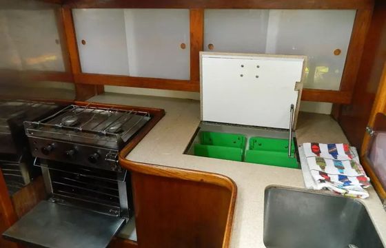 Custom Built 36 Isabel