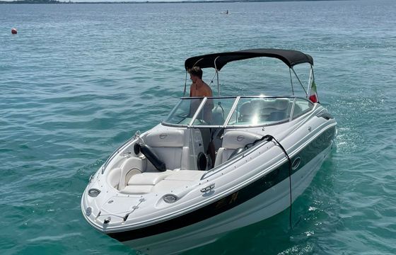 Crownline 265 SS Bowrider