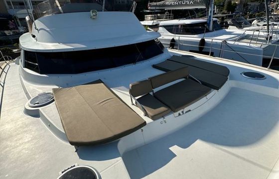 Cumberland 47 LC Beluga