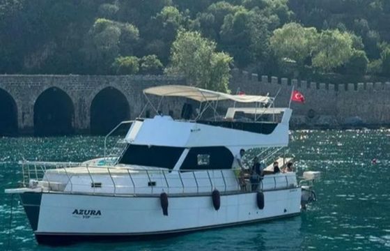 Custom Built 42 Azura