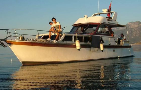 Custom Built 33 Junior 1