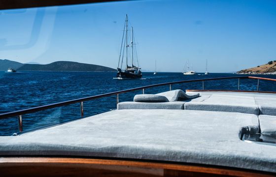 Custom Built 39 Rotana