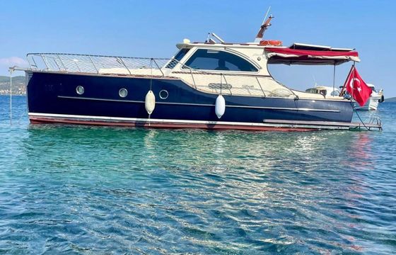 Custom Built 33 Mina