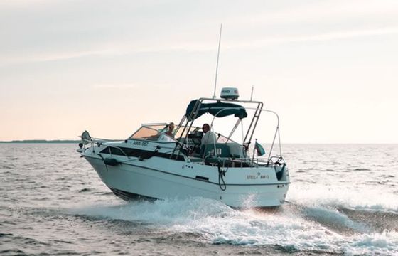 Custom Built 25 Stella Maris