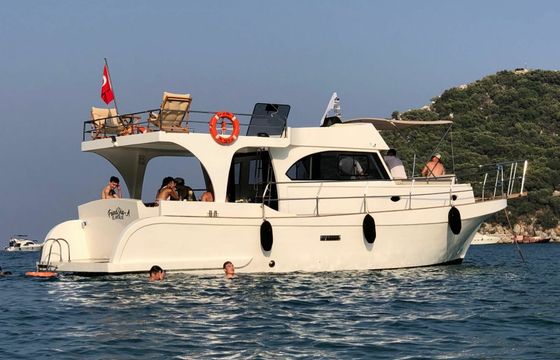 Custom Built 39 Friendship A