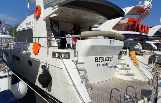 Custom Built 59 Elegance 07