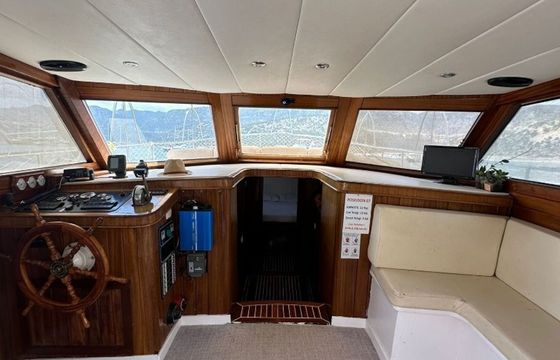 Custom Built 46 Poseidon 07