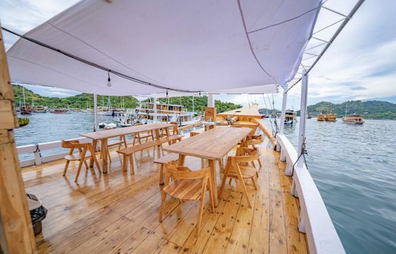 Custom Built 98 Labuan Bajo