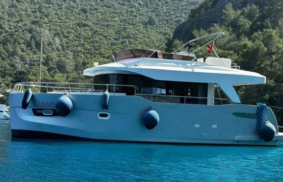 Custom Built 52 Labarna