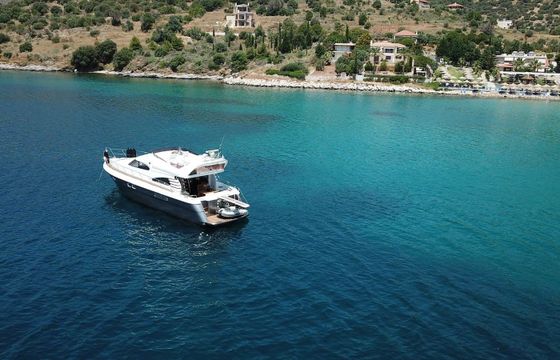 Custom Built 55 Queen Yacht
