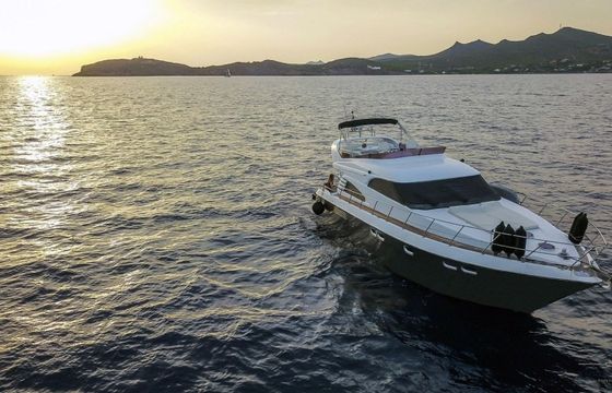 Custom Built 55 Queen Yacht