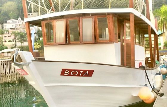 Custom Built 53 Bota