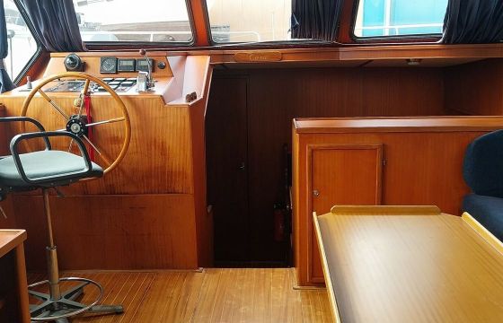 Custom Built Premier 1375 Yara