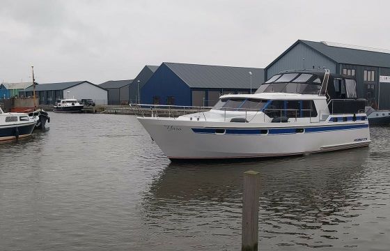 Custom Built Premier 1375 Yara