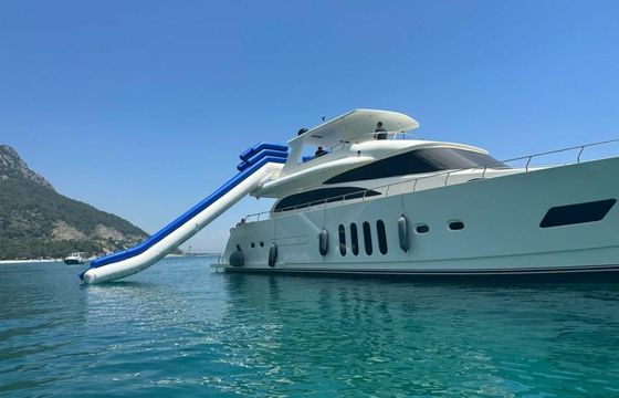 Custom Built 85 Amalia