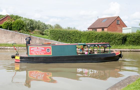 Custom Built Narrow Boat Ouzel 2