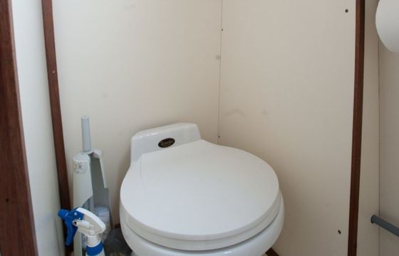 Custom Built Narrow Boat Ouzel 2