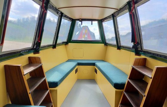 Custom Built Narrow Boat Ouzel 2