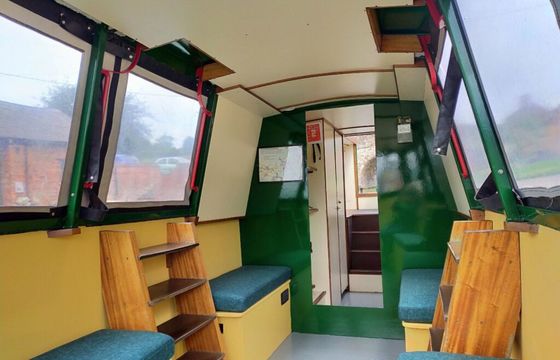 Custom Built Narrow Boat Ouzel 2