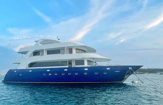 Custom Built 98 Maldives Legend Sea Pleasure