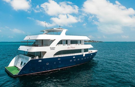 Custom Built 98 Maldives Legend Sea Pleasure