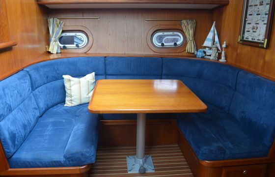 De Drait Advantage 42 Blue Sky