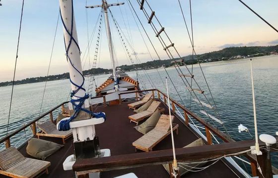 Custom Built Phinisi Dancing Wind