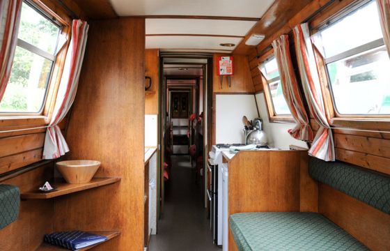 Custom Built Narrow Boat Pennine