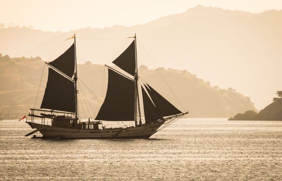 Custom Built Phinisi Silolona