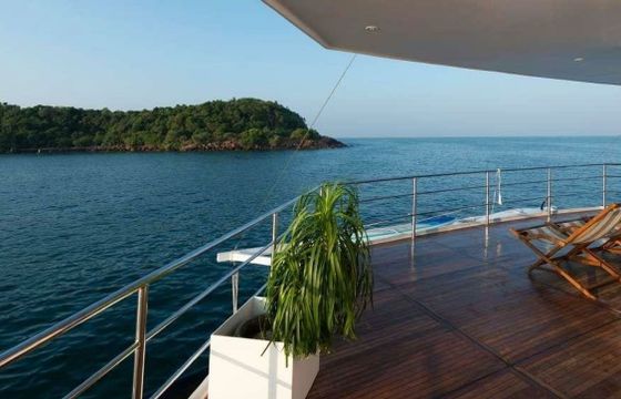 Custom Built 78 Ocean Diamond