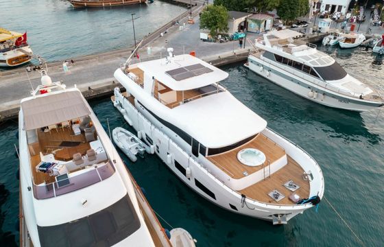 Custom Built 85 Almila