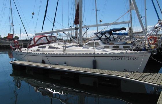 Delphia 40.3 Lady Valda