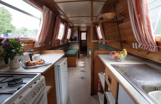 Custom Built Narrow Boat Chiltern