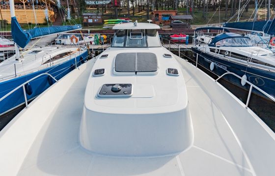 Delphia Nautika 1300 Bella White