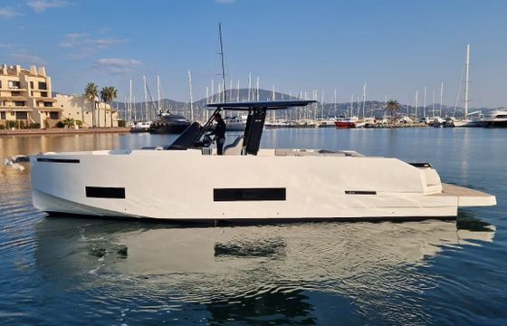 De Antonio D42 Open Cajuma