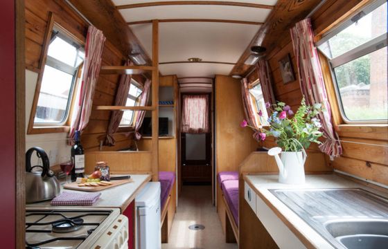 Custom Built Narrow Boat Berwyn