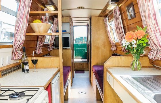 Custom Built Narrow Boat Berwyn