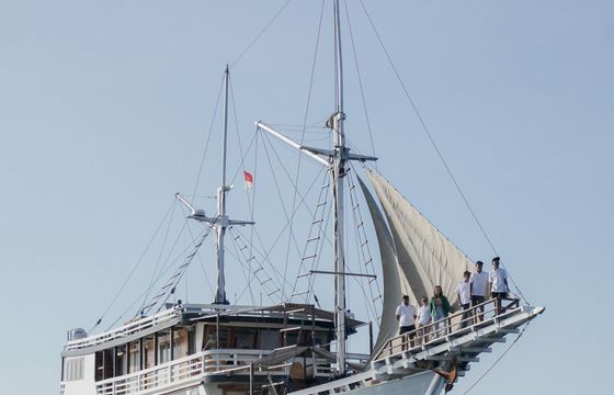 Custom Built Phinisi Sukha Sail